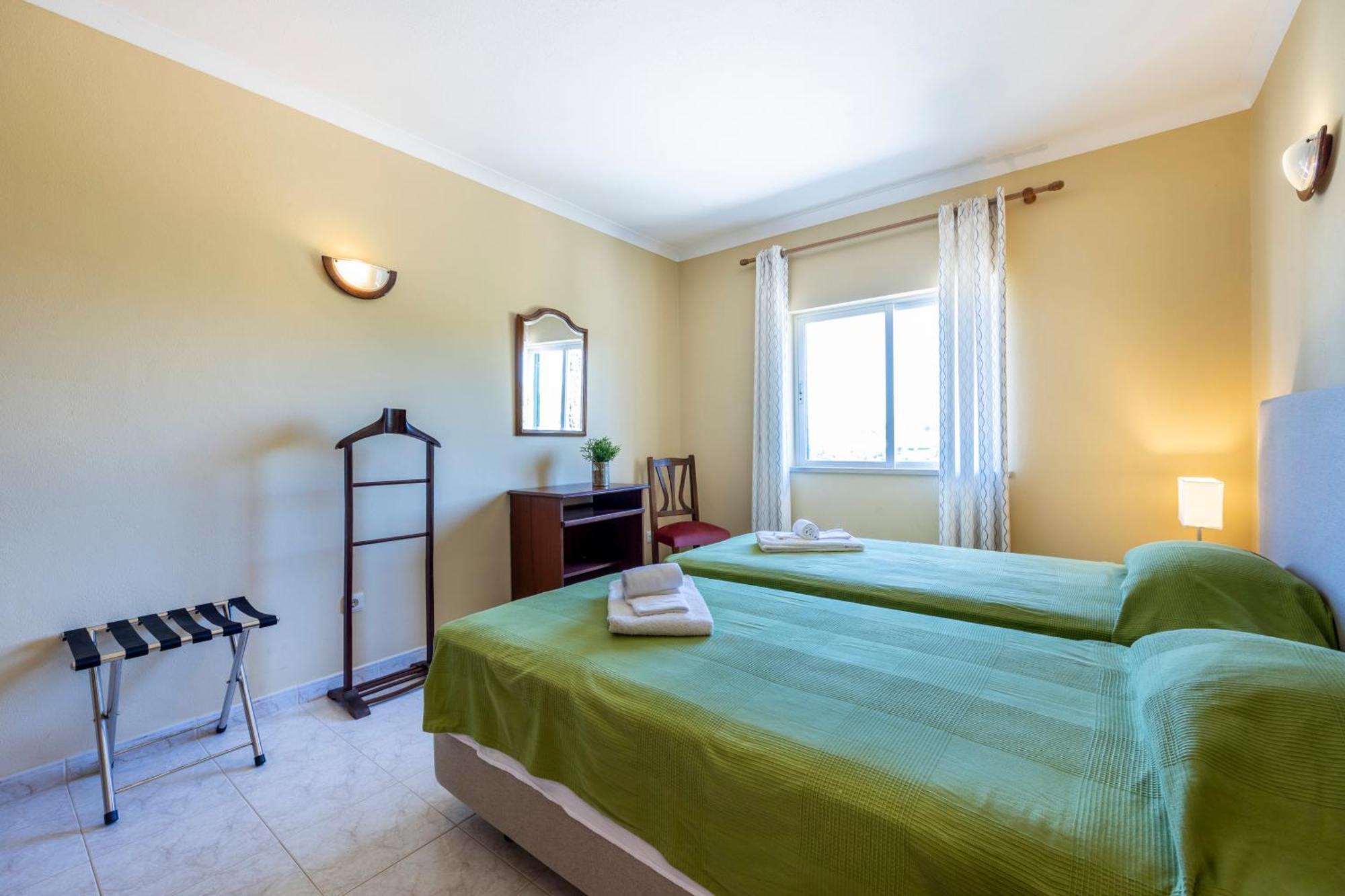 Apartamento Meia Praia Lagos Bagian luar foto